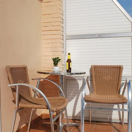 索利费马尔公寓酒店 2*