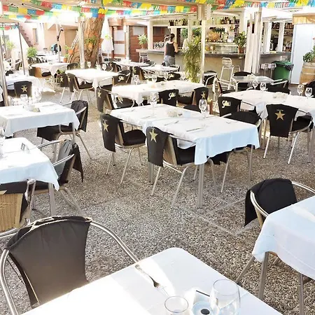 索利费马尔公寓酒店 卡斯特尔德费尔斯