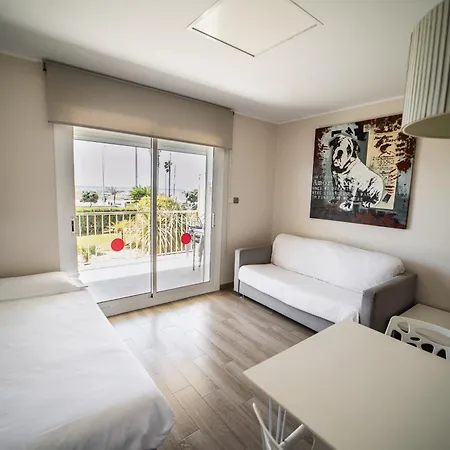 Solifemar Aparthotel Castelldefels