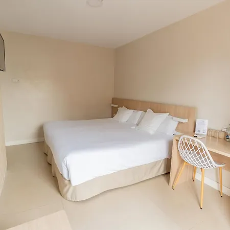 Aparthotel Solifemar 2*