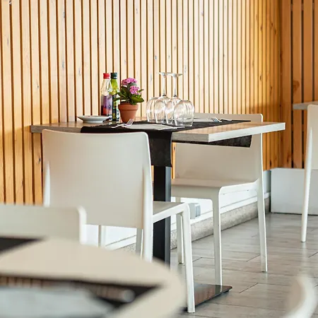 Solifemar Aparthotel Castelldefels