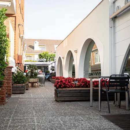 Solifemar Aparthotel 2*